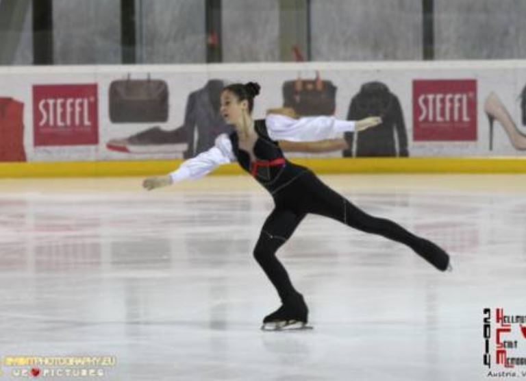 Read more about the article Ice-cool Amira eyes stardom in the rink UAE-born figure skater hopes to make her name on international stage